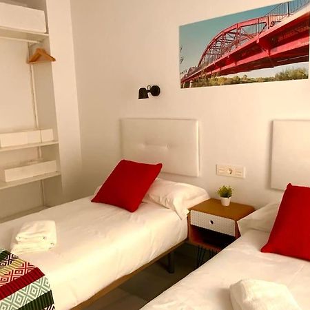 My Home In Triana, Luminoso Y Acogedor Apartamento Севілья Екстер'єр фото