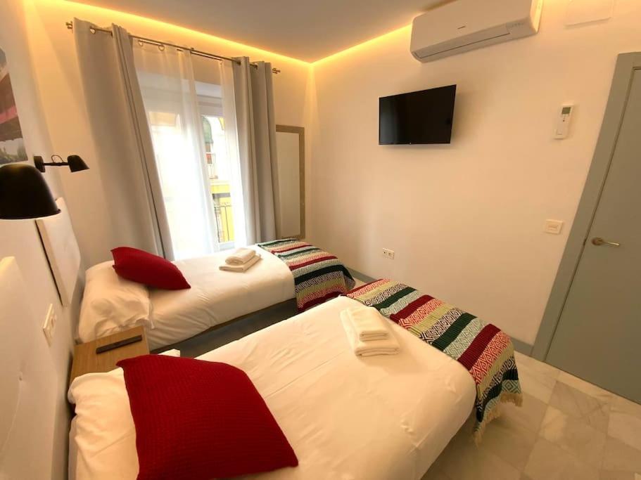 My Home In Triana, Luminoso Y Acogedor Apartamento Севілья Екстер'єр фото
